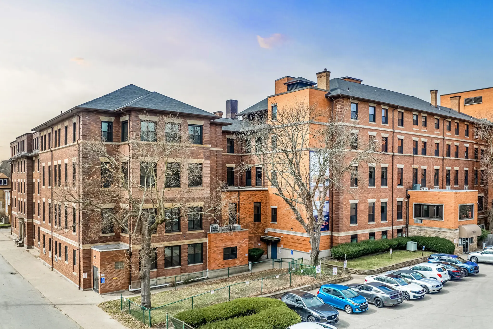 Columbia on Penn Exterior